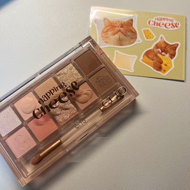 メガ割購入品！のらにゃんパレット🐱

CLIO PRO EYE PALETTE クリオ プロアイパレット 
19 NAPPING CHEESE

#Qoo10メガ割 で購入しました！
猫のシール付きです