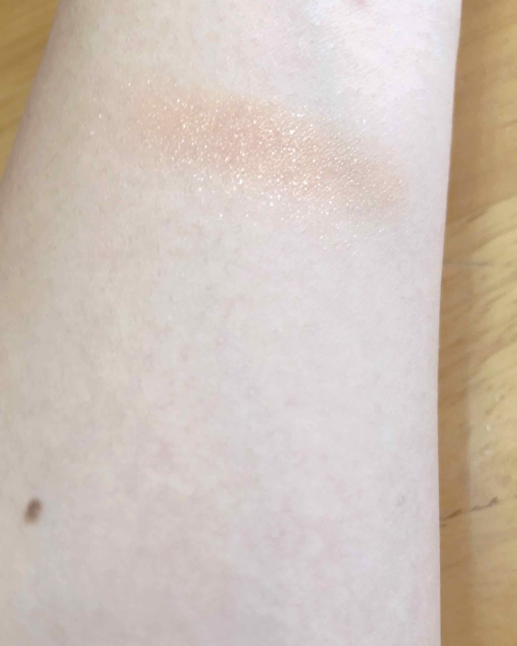 プリズム パウダーアイカラー/リンメル ロンドン/単色アイシャドウを使ったクチコミ(2枚目)