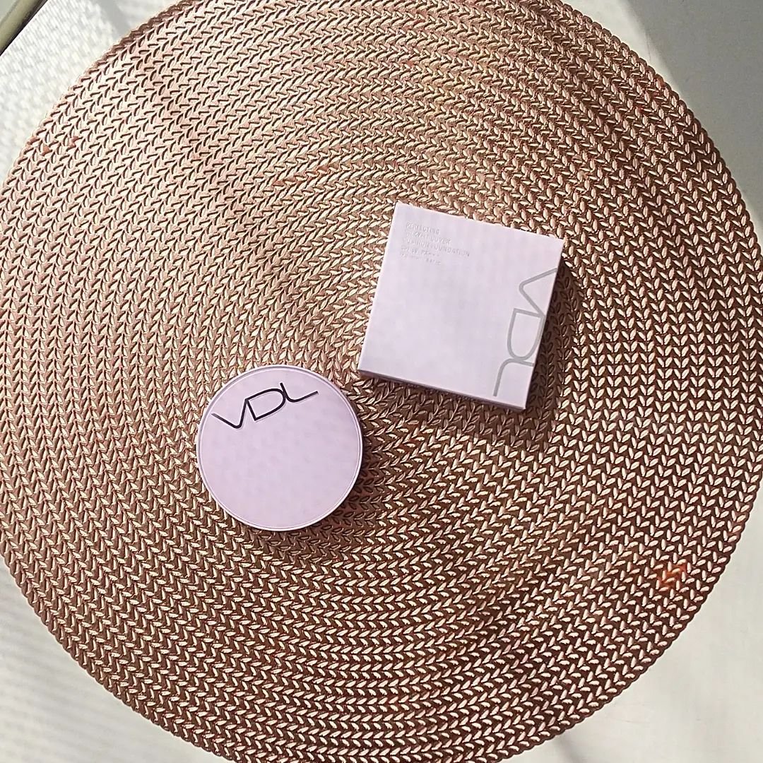 パーフェクティング シルキーフィット カバー クッション ファンデーション A02　明るいオークル（標準色）/VDL/クッションファンデーションを使ったクチコミ（2枚目）