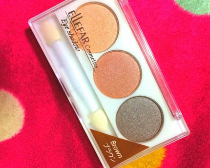 エルファー プロフェッショナル アイシャドウ/DAISO/アイシャドウパレットを使ったクチコミ(1枚目)