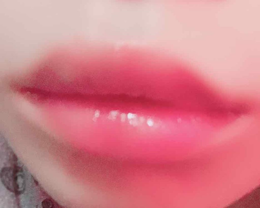 ラスティンググロスリップ/CEZANNE/口紅を使ったクチコミ（2枚目）