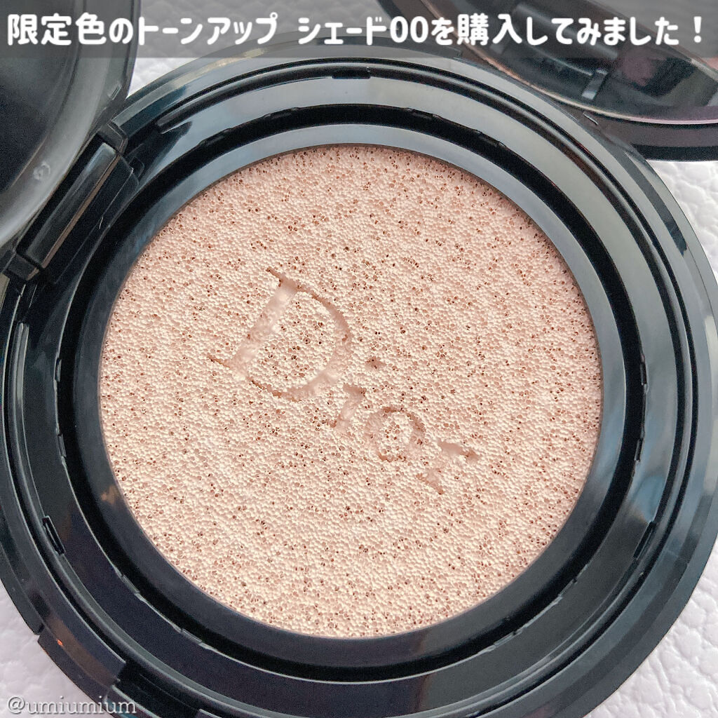 ディオールスキン フォーエヴァー グロウ クッション 00 ニュートラル<ニュー ルック エディション> (数量限定品)（生産終了）/Dior/クッションファンデーションを使ったクチコミ（3枚目）