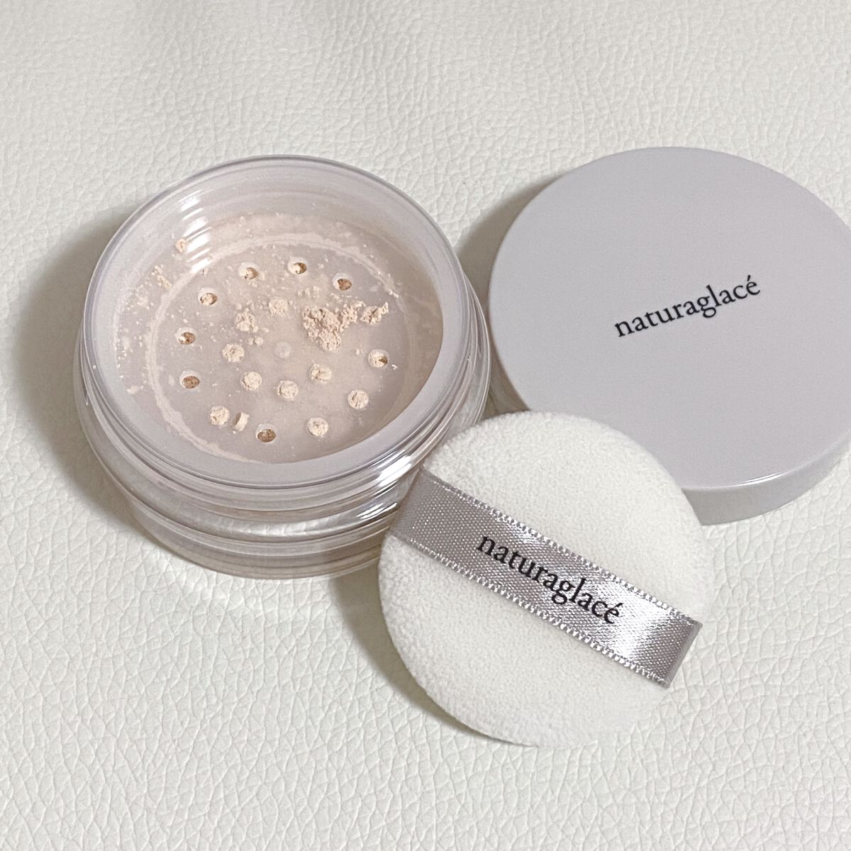 ルースパウダー 01 ルーセントベージュ/ナチュラグラッセ/ルースパウダーを使ったクチコミ（2枚目）