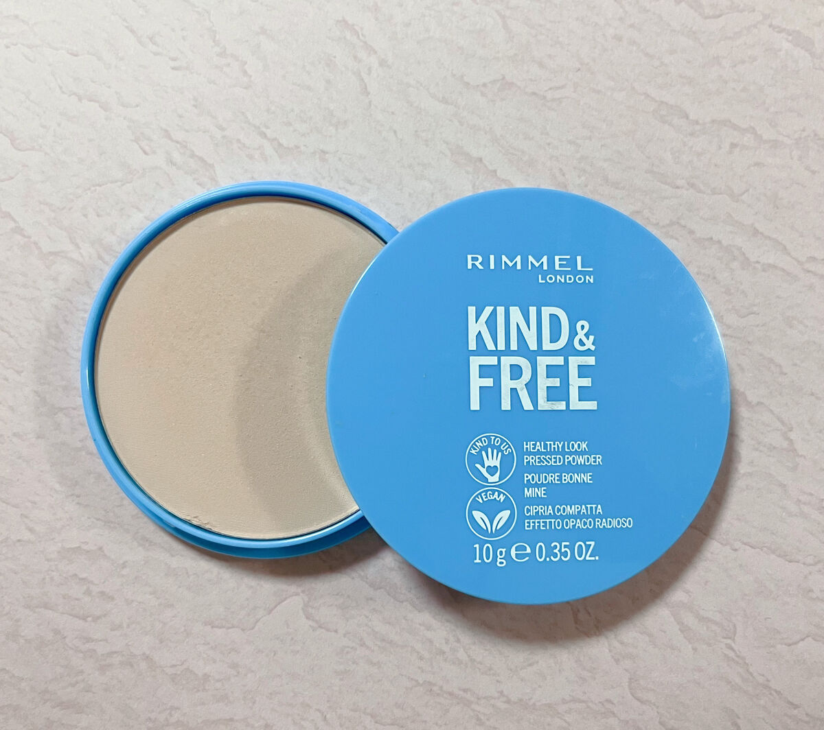 カインド&フリー プレストパウダー/リンメル ロンドン/プレストパウダーを使ったクチコミ（1枚目）