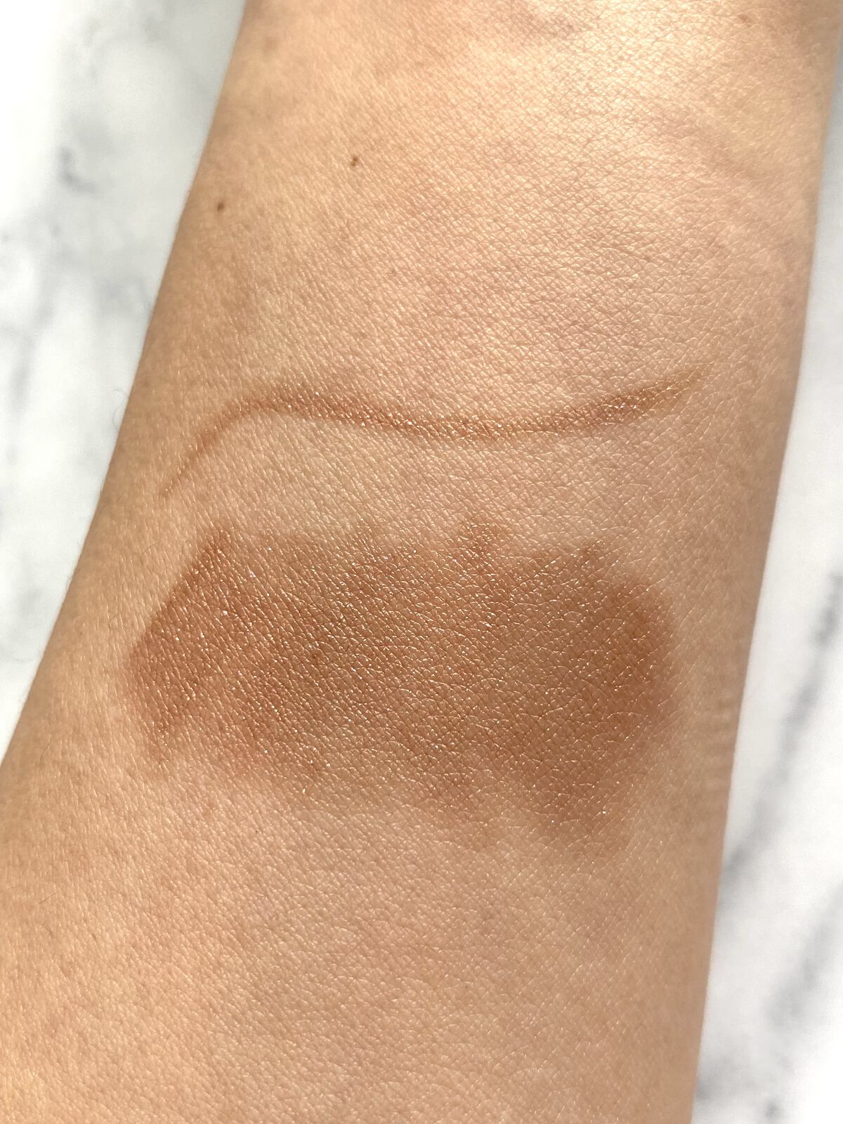 アイシャドーペン/UNMIX/スティックアイシャドウを使ったクチコミ（2枚目）