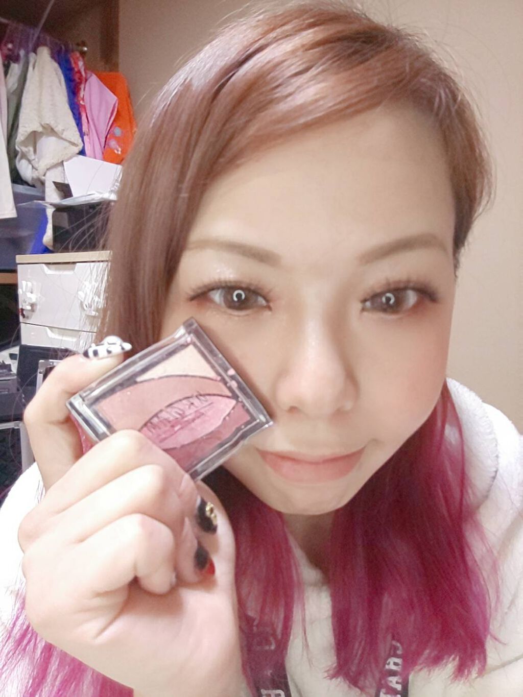 Mimi☺︎♡*°四姉妹のママ♡ on LIPS 「今回紹介だいするのはダイソーのユーアーグラムのアイシャドウです..」(1枚目)