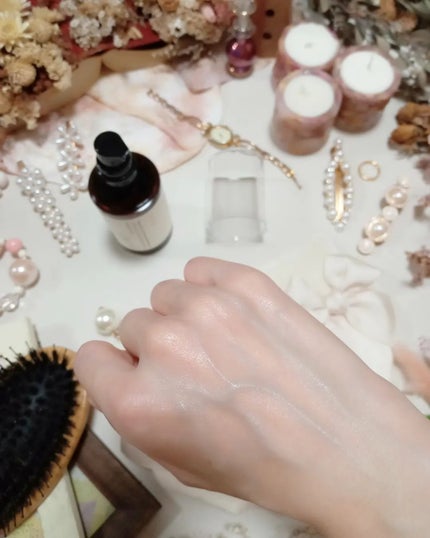 ヘアエッセンスオイル(モイスト)/cocone/ヘアオイルを使ったクチコミ(6枚目)