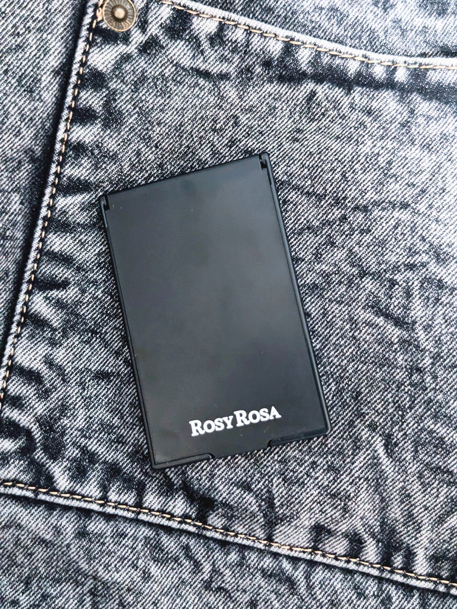 リアルックミラー ミニ ブラック(定番）/ロージーローザ/その他化粧小物を使ったクチコミ（1枚目）