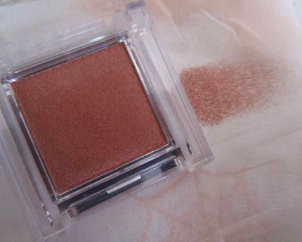 シングルカラーアイシャドウ/CEZANNE/単色アイシャドウを使ったクチコミ(2枚目)