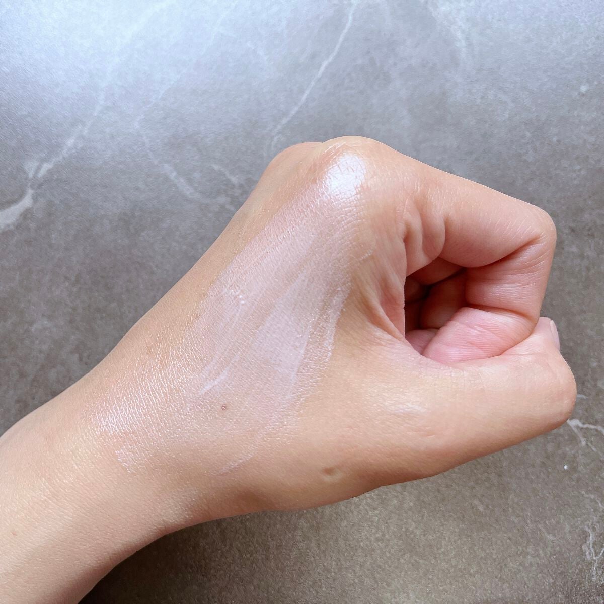 Vライター/ヴァレンティノ ビューティ/化粧下地を使ったクチコミ(3枚目)