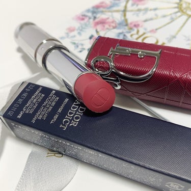 Dior ディオール アディクト クチュール リップスティック ケースのクチコミ「JISSO広告の新作限定💄
DIOR ADDICT LIPSTICK


ディオール アディク.....」（2枚目）