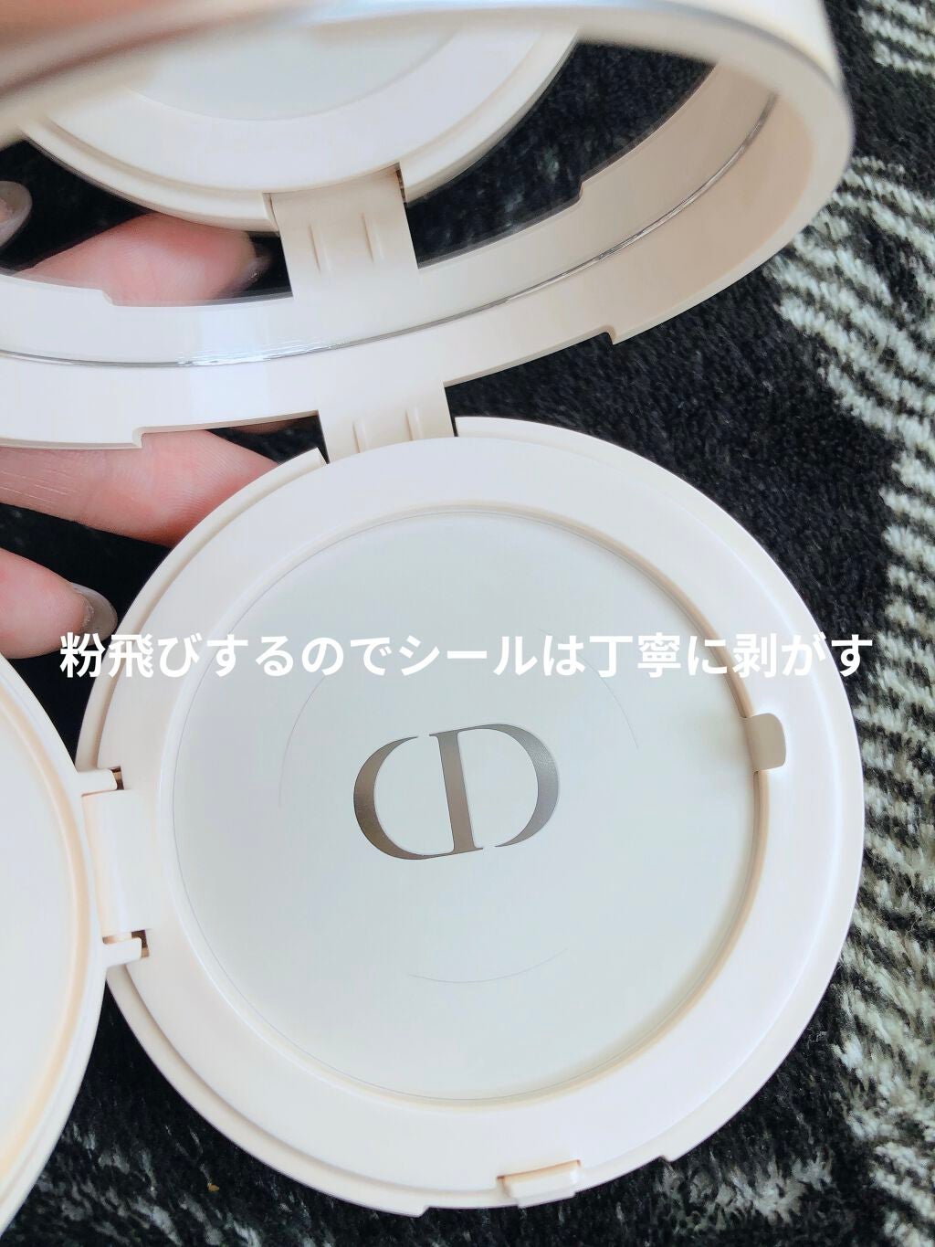 ディオールスキン フォーエヴァー クッション パウダー/Dior/ルースパウダーを使ったクチコミ(5枚目)