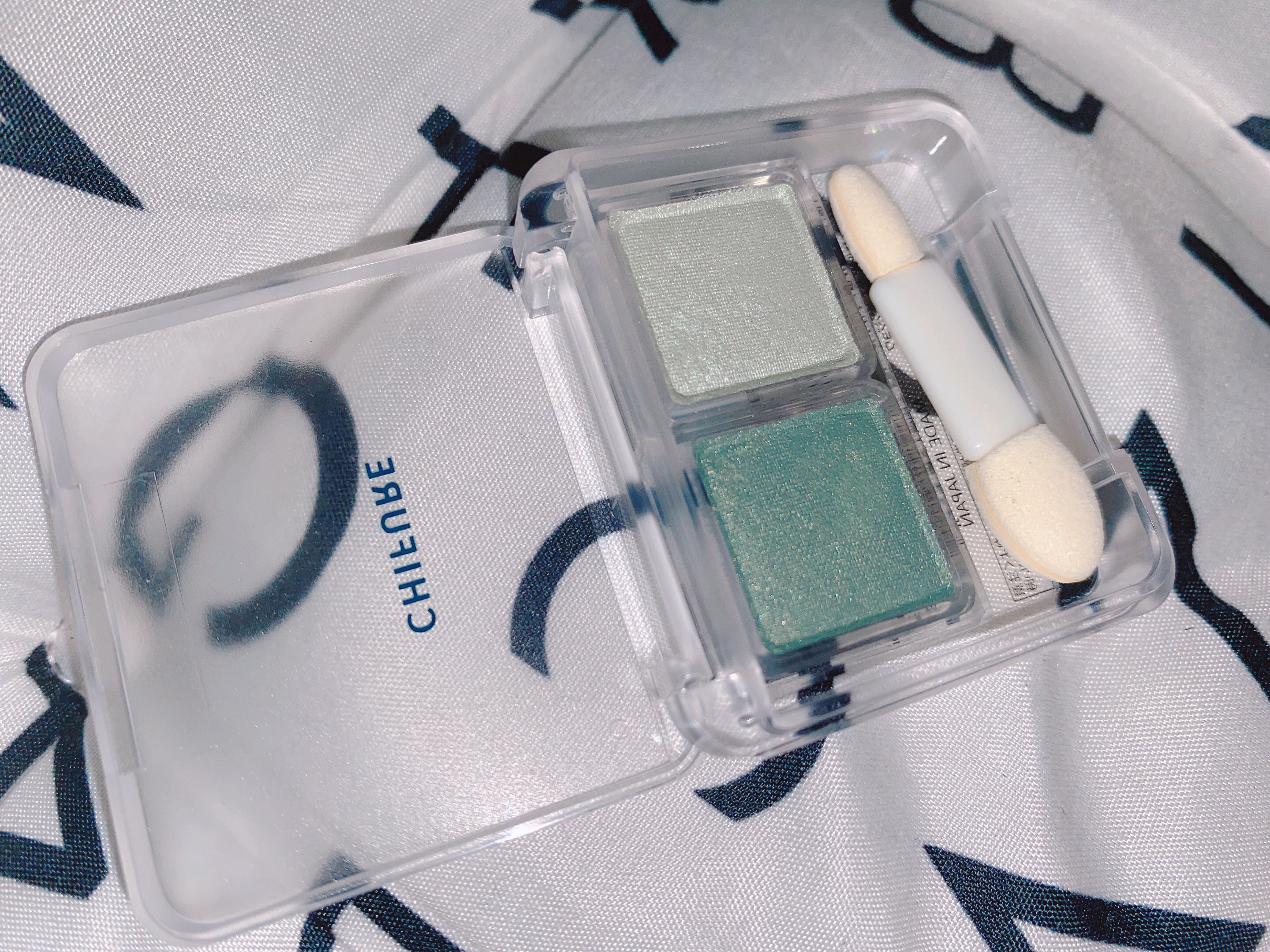 ツイン カラー アイシャドウ/ちふれ/アイシャドウパレットを使ったクチコミ（1枚目）