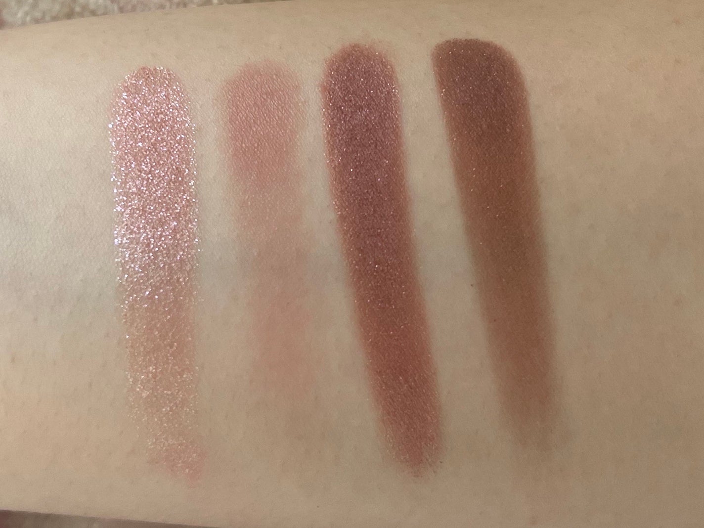 ミネラルクラッシィシャドー/エトヴォス/アイシャドウパレットを使ったクチコミ(3枚目)