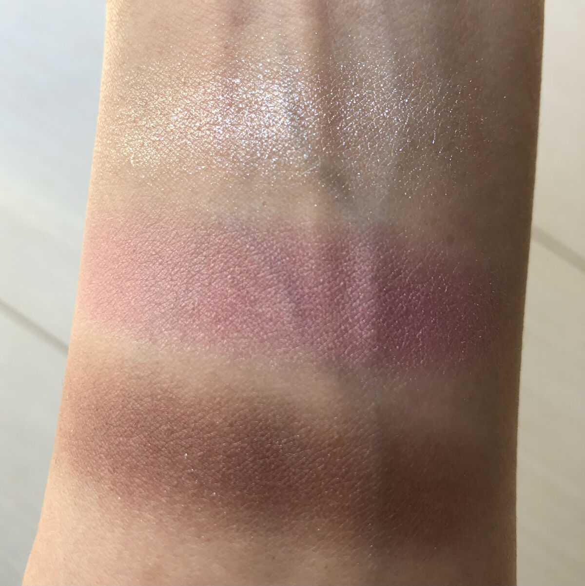 ジューシーピュアアイズ/キャンメイク/アイシャドウパレットを使ったクチコミ（3枚目）