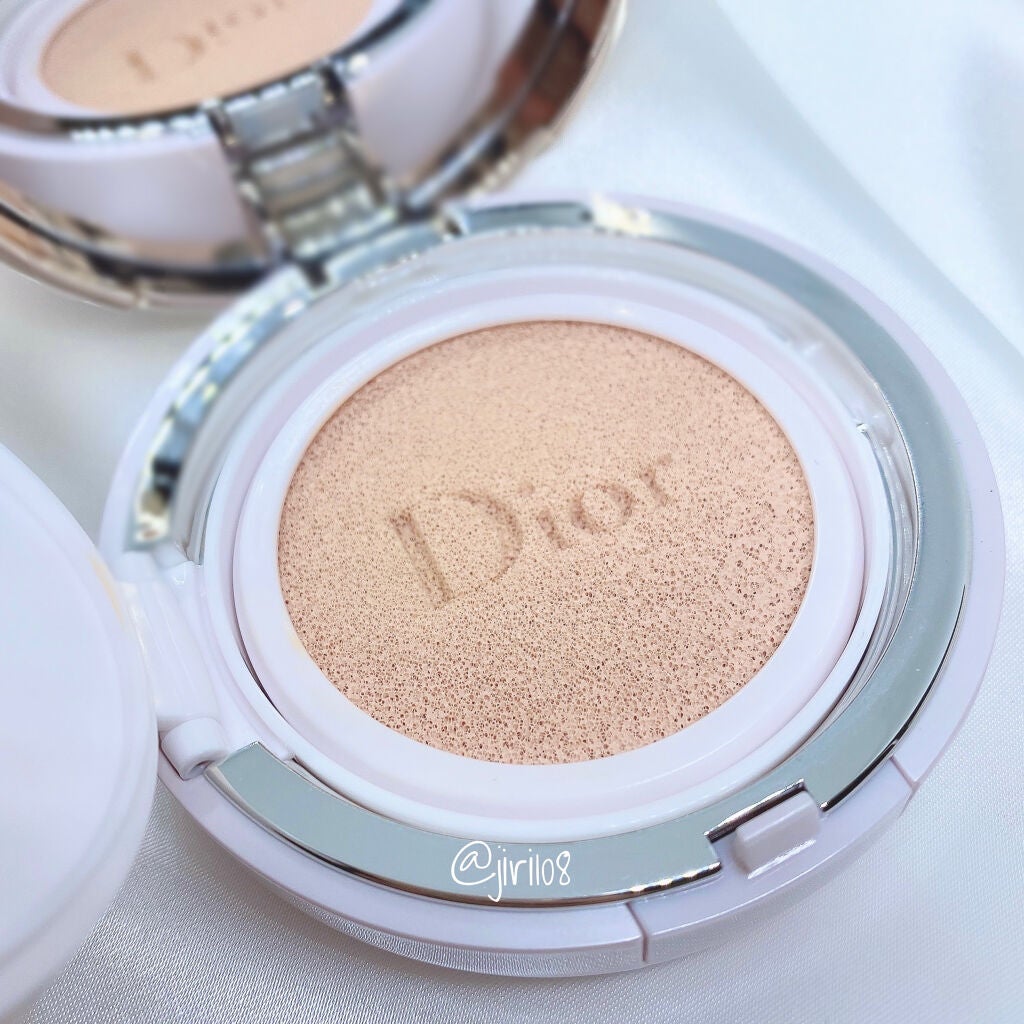 カプチュール ドリームスキン モイスト クッション SPF50 /PA+++ /Dior/クッションファンデーションを使ったクチコミ(3枚目)