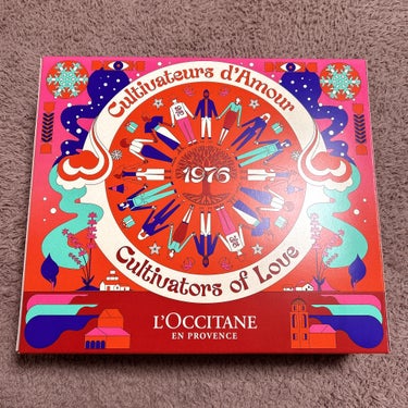 L'OCCITANE アドベントカレンダー 2023のクチコミ「今年のアドベントカレンダーはロクシタンでした🎁💐

香りもアイテムもバランス良く入っていて大満.....」（1枚目）