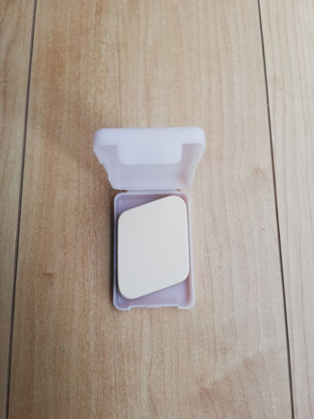 くずれにくい うるおい質感 メルティリキッドファンデーション  ライトオークル/プリマヴィスタ/リキッドファンデーションを使ったクチコミ（3枚目）