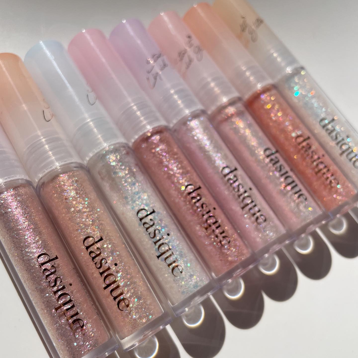 スターリット リキッドグリッター/dasique/メイクアップを使ったクチコミ（1枚目）