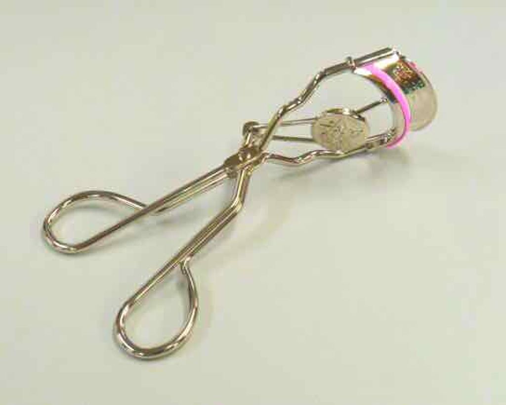 カービングアイラッシュカーラー/コージー/ビューラーを使ったクチコミ（3枚目）