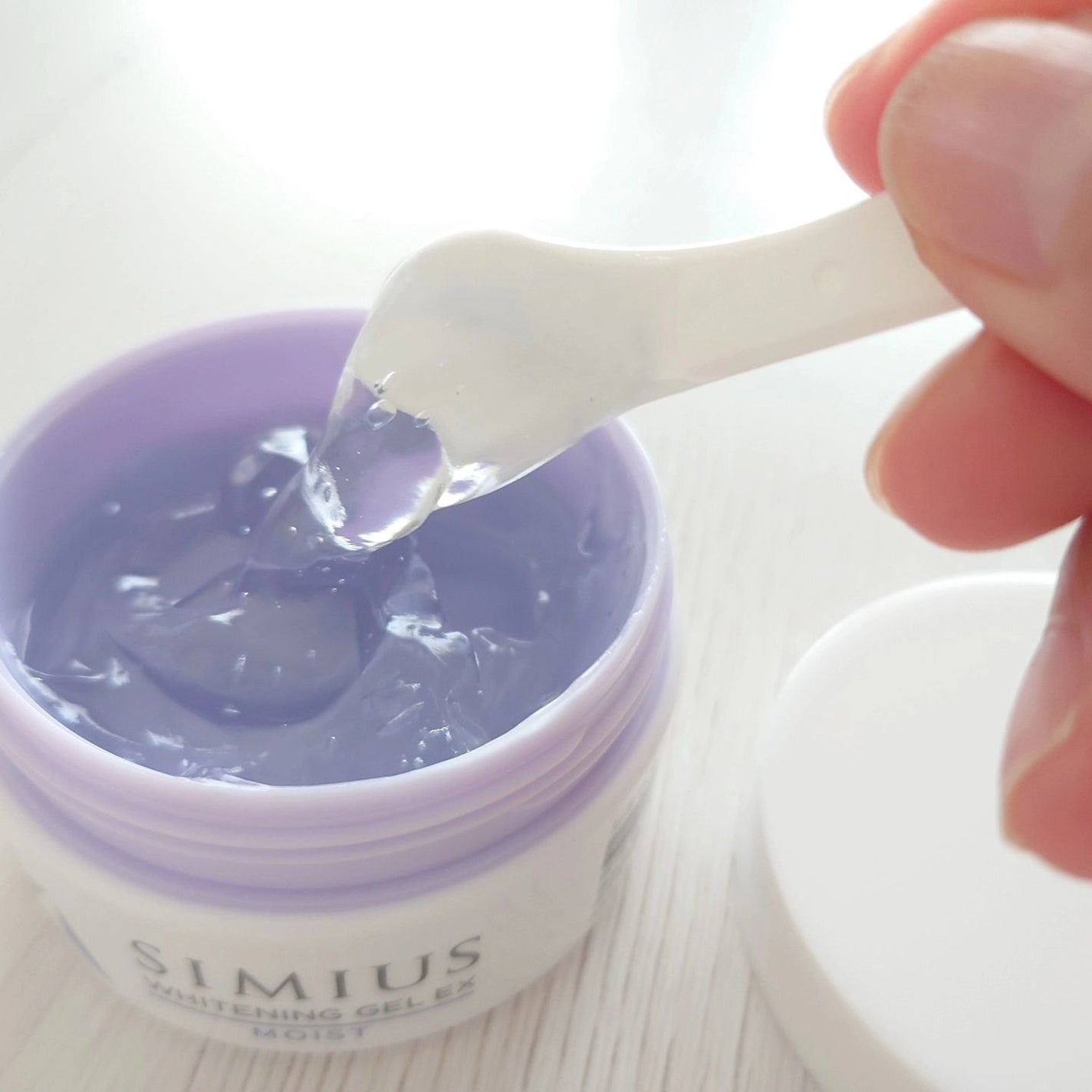 薬用ホワイトニングジェルEX モイスト(しっとり)/シミウス/オールインワン化粧品を使ったクチコミ(4枚目)