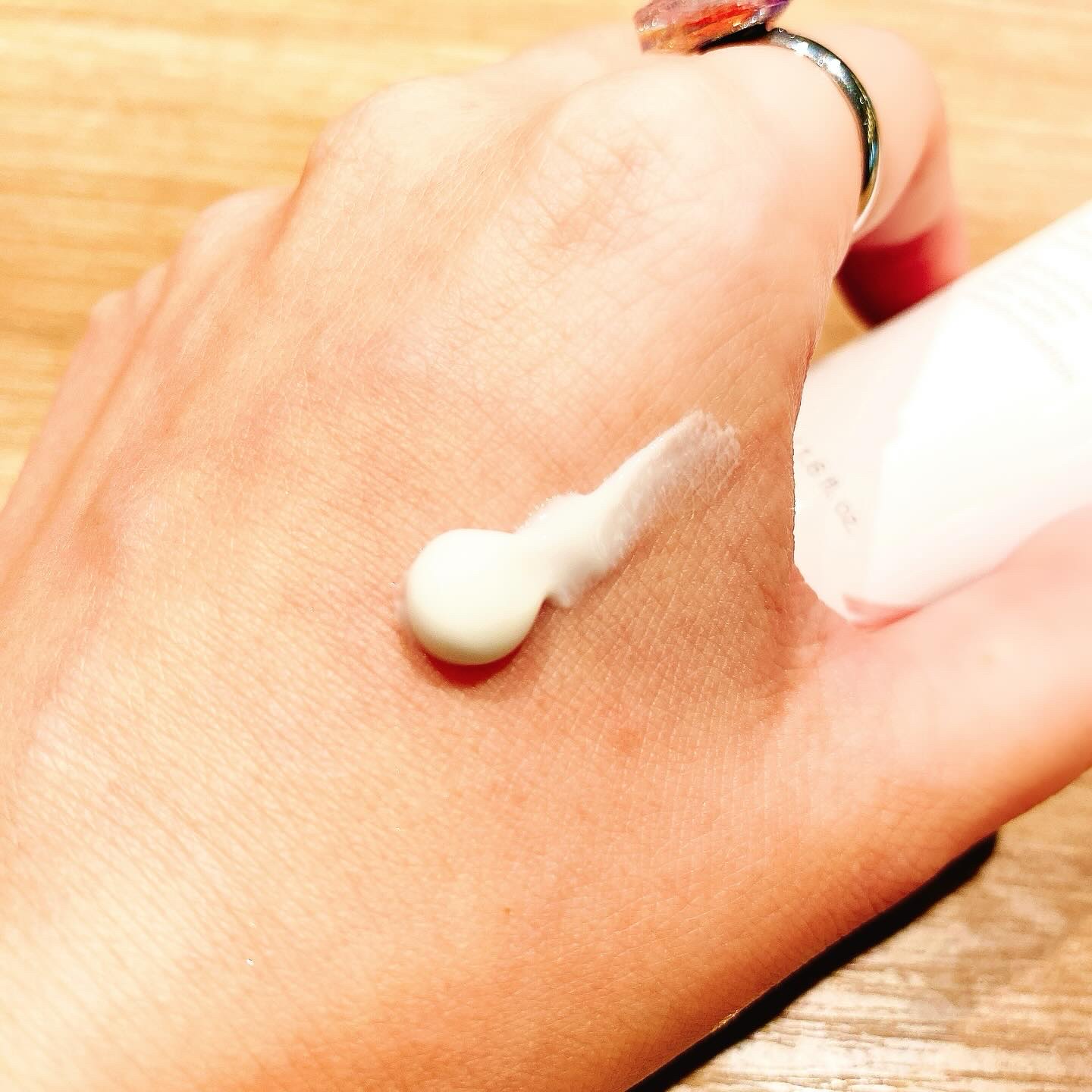 レッドスージングAIリペアクリーム/PHYSIOGEL/乳液を使ったクチコミ（2枚目）