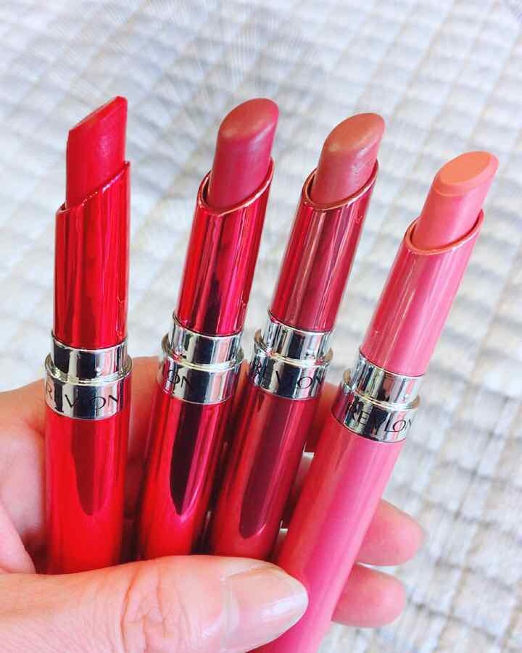 ウルトラ HD ジェル リップカラー/REVLON/口紅を使ったクチコミ(2枚目)