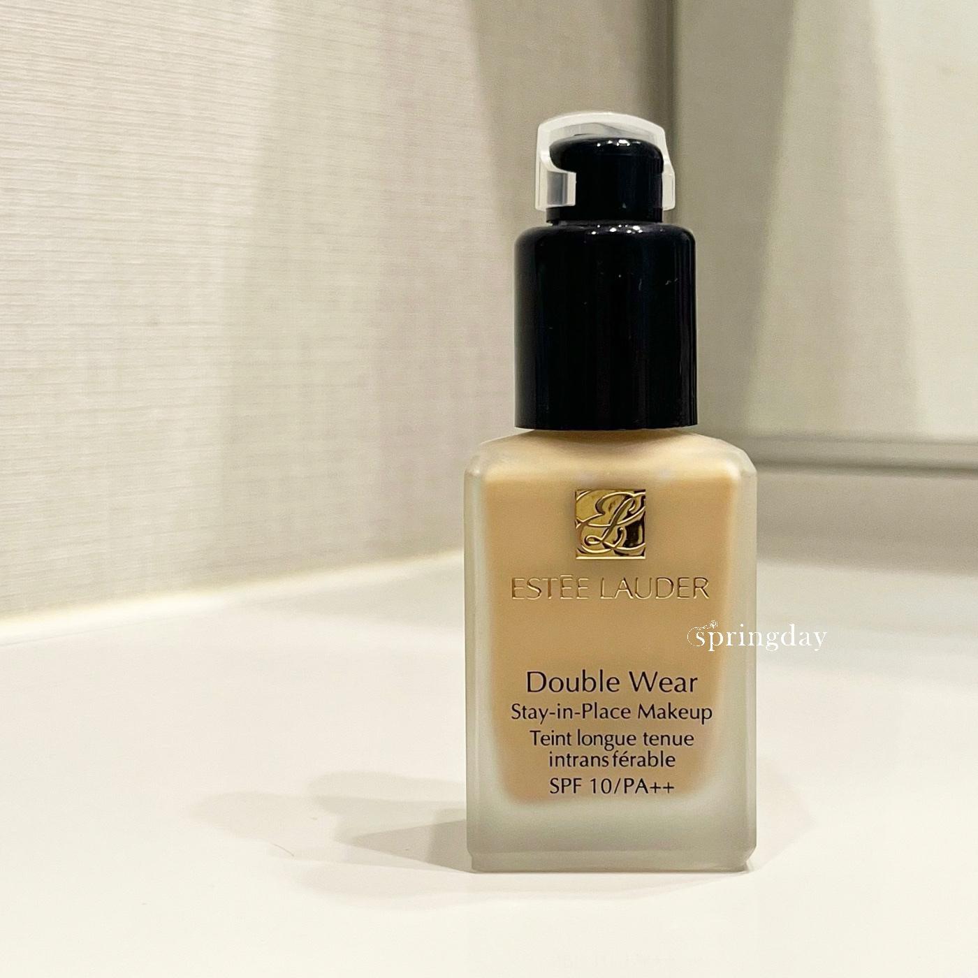 ダブル ウェア ステイ イン プレイス メークアップ  62 クール バニラ/ESTEE LAUDER/リキッドファンデーションを使ったクチコミ（1枚目）
