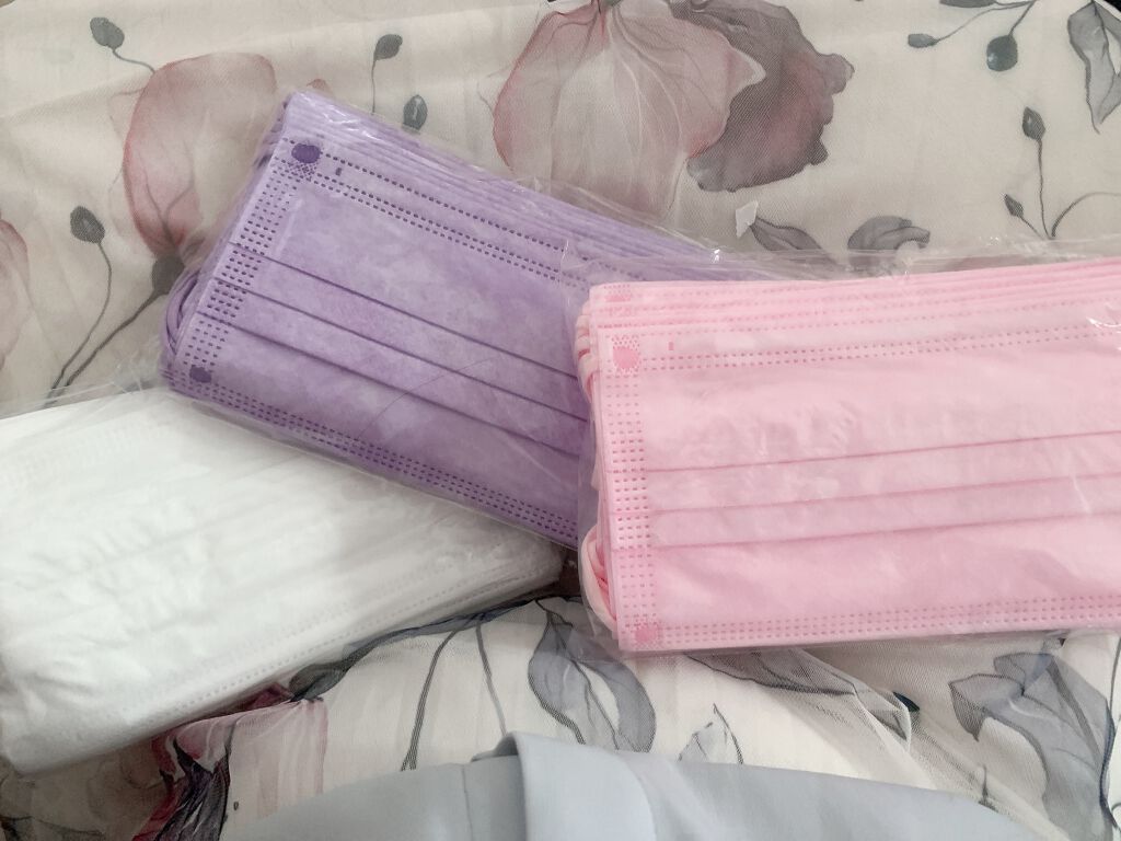 ラスティンググロスリップ/CEZANNE/口紅を使ったクチコミ（3枚目）