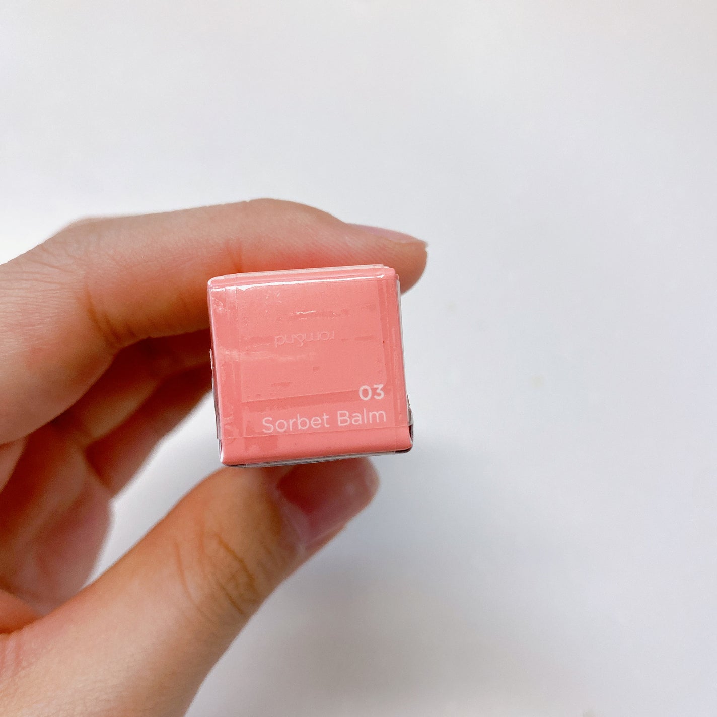 グラスティングメルティングバーム/rom&nd/リップバームを使ったクチコミ(2枚目)