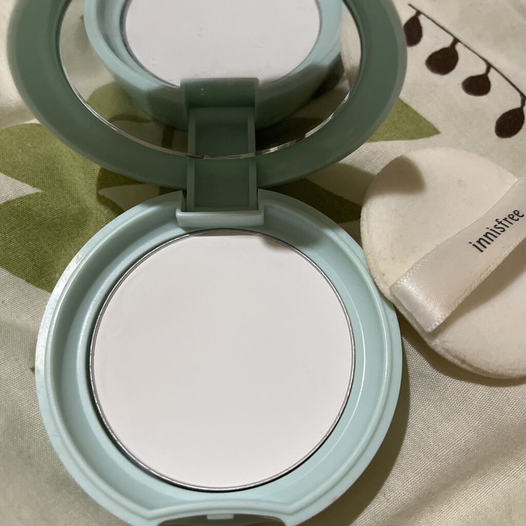ノーセバム ミネラルパクト N/innisfree/プレストパウダーを使ったクチコミ（2枚目）