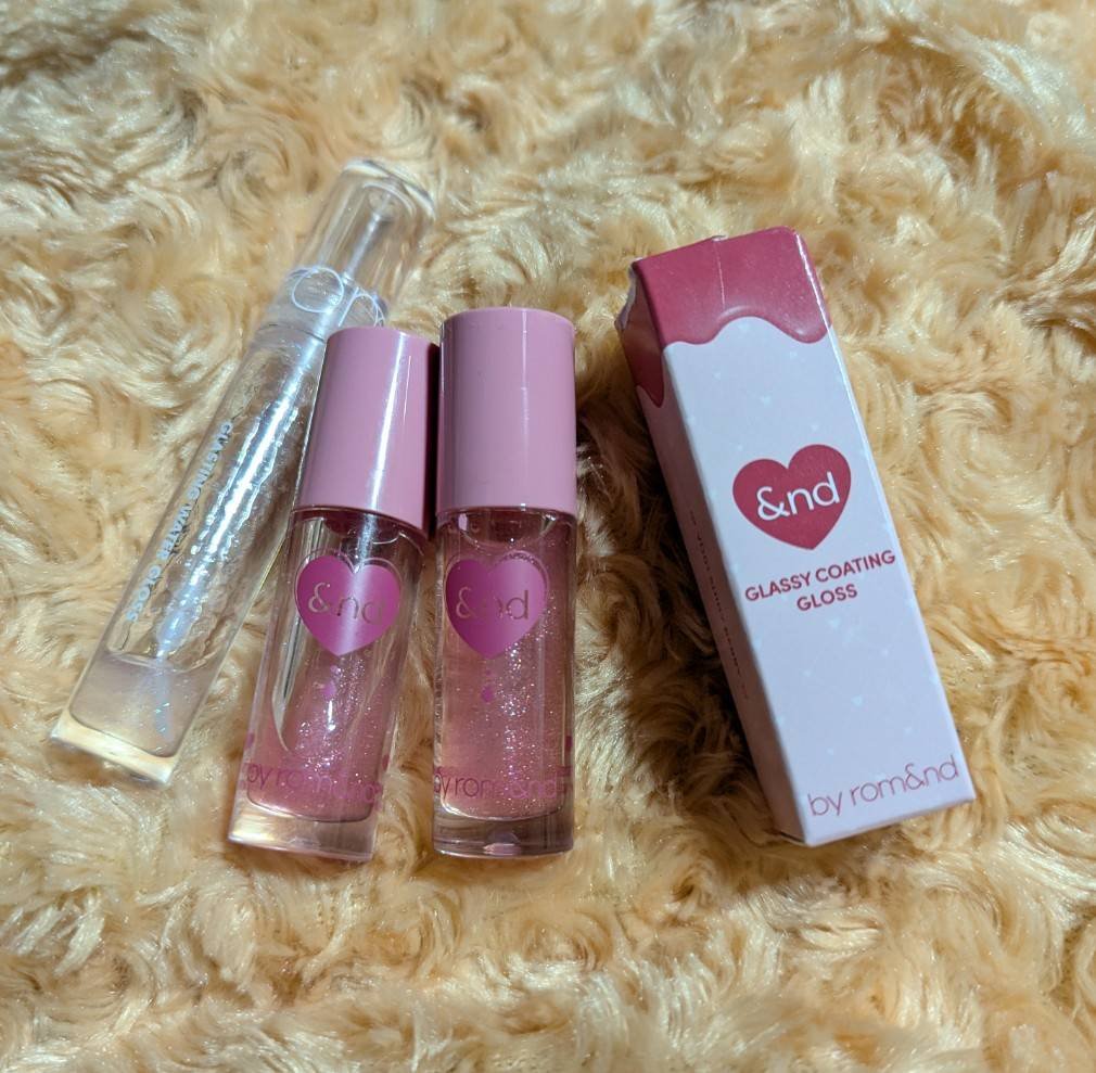 グラッシーコーティンググロス/&nd by rom&nd/リップグロスを使ったクチコミ（1枚目）
