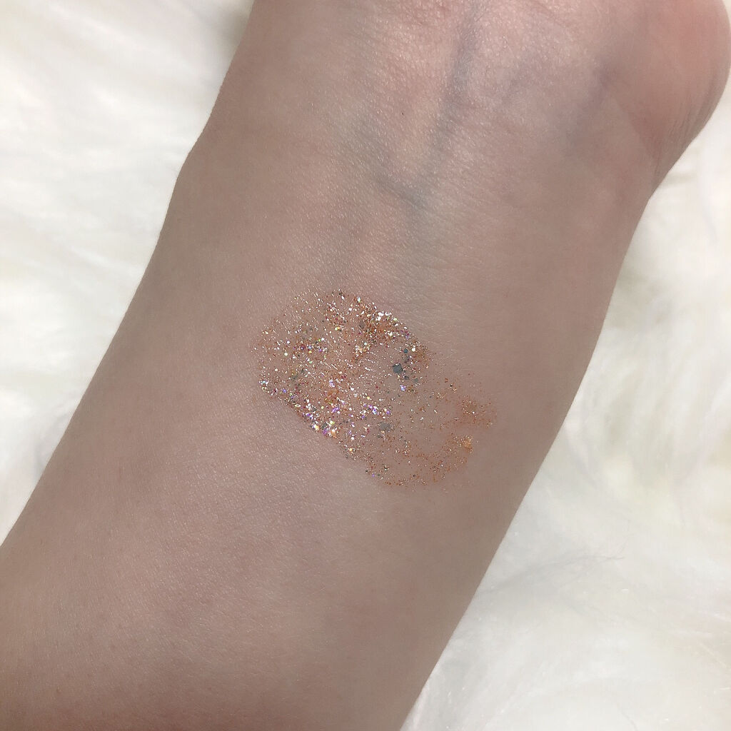 トゥインクルグリッター 04 ハニースター（グリッターパールタイプ） /VAVI MELLO/グリッターを使ったクチコミ（2枚目）