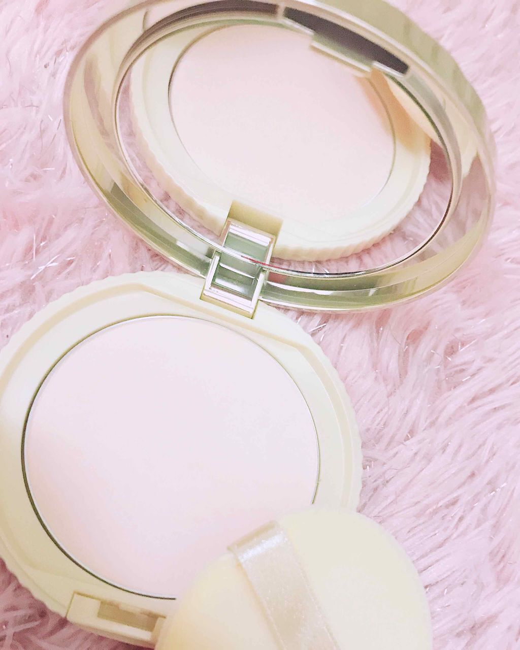 【旧品】マシュマロフィニッシュパウダー/キャンメイク/プレストパウダーを使ったクチコミ（2枚目）