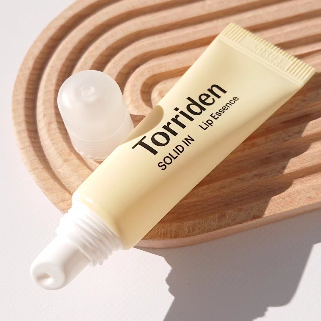 ソリッドイン リップエッセンス/Torriden/リップ美容液を使ったクチコミ（3枚目）