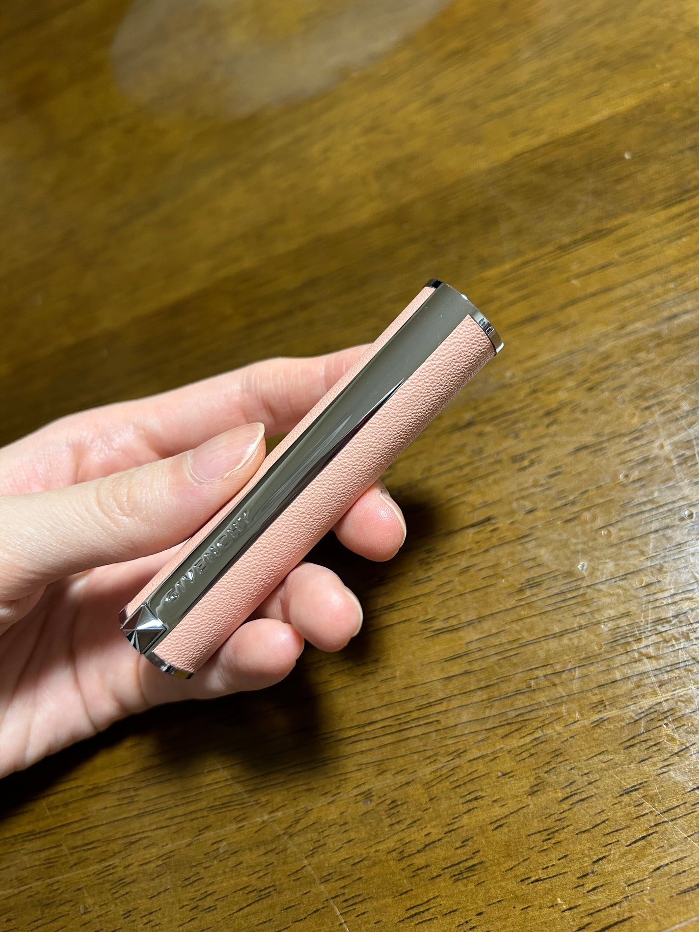 ローズ・パーフェクト/GIVENCHY/リップバームを使ったクチコミ(3枚目)