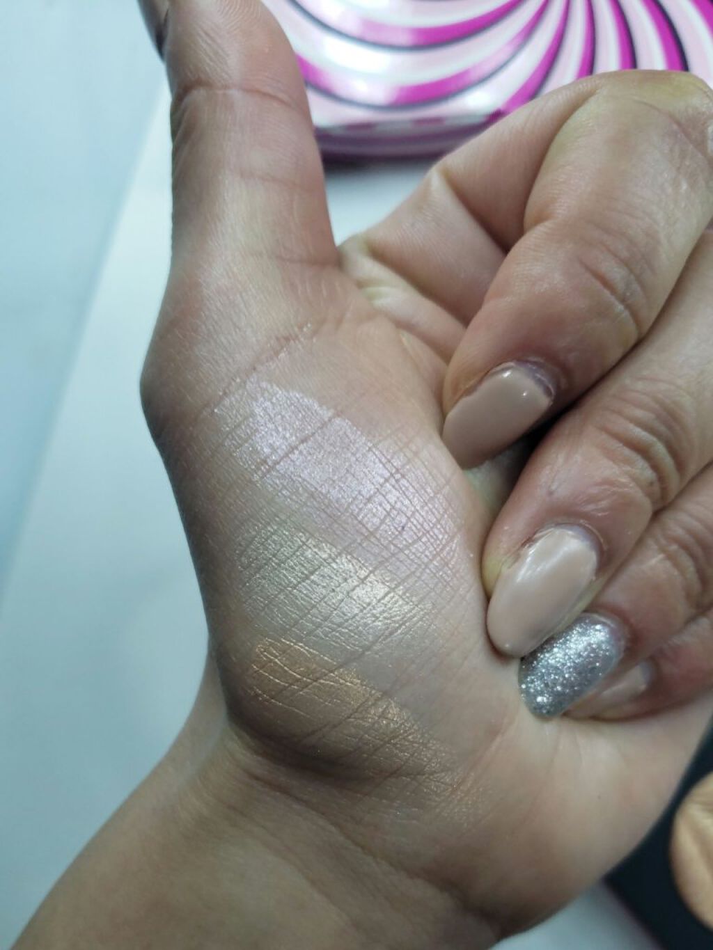 ステップ ブライト アップ エクストラ ディメンション スキンフィニッシュ パレット/M・A・C/パウダーチークを使ったクチコミ(2枚目)