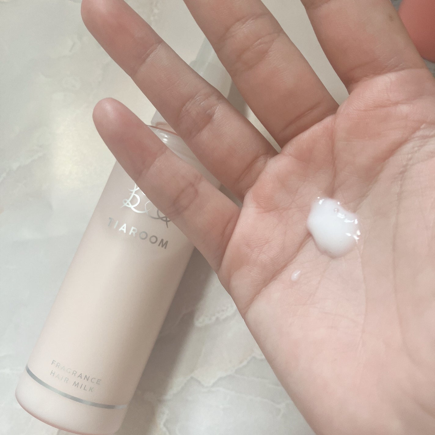 フレグランスヘアミルク フローラルブーケ/TIAROOM/ヘアミルクを使ったクチコミ(3枚目)