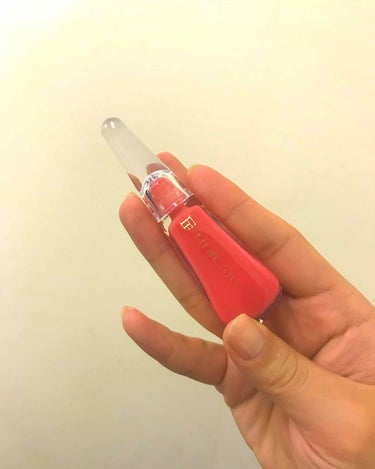 今回紹介するのは
【フローフシ LIP38℃ リップトリートメント】です🌟

私が使っているのは＋3℃です🐰
お値段 1600円＋税 💰

◎使用感
使って三日で効果が出ました！(個人差はあると思います