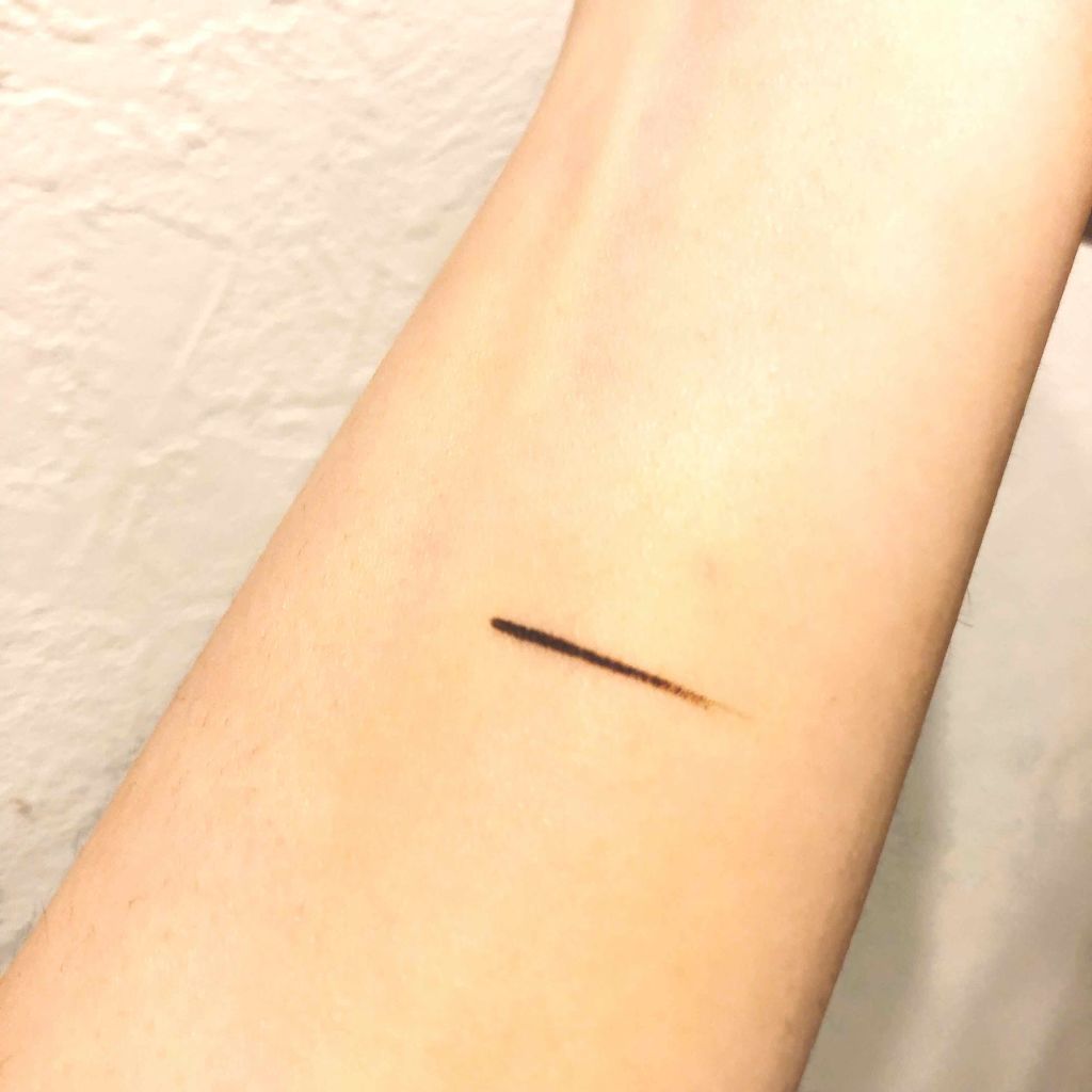 【旧品】シルキーリキッドアイライナーWP/D-UP/リキッドアイライナーを使ったクチコミ(2枚目)