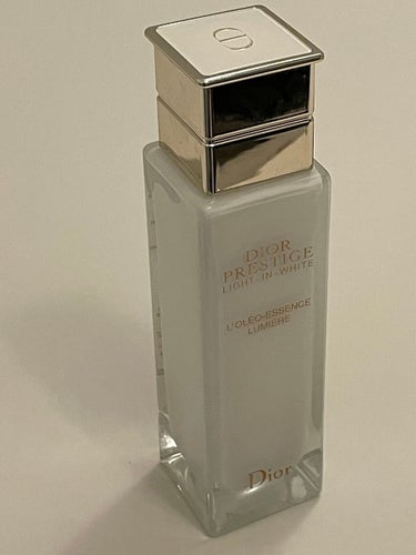 Dior 【旧】プレステージ ホワイト オレオ エッセンス ローションのクチコミ「🤍🐻‍❄️Diorプレステージ ホワイト オレオ エッセンス ローション🐻‍❄️🤍
 保湿▶︎.....」（1枚目）