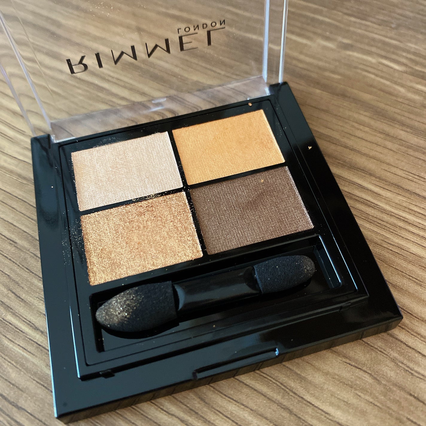 ワンダー エバー アイシャドウ/リンメル ロンドン/アイシャドウパレットを使ったクチコミ(1枚目)