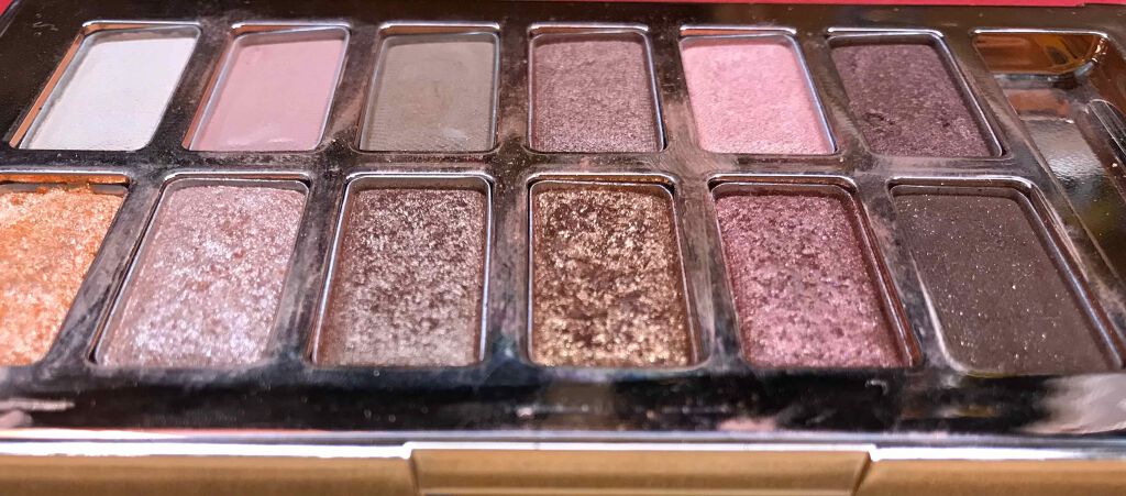 バレンタインボックス/VAVI MELLO/アイシャドウパレットを使ったクチコミ（2枚目）