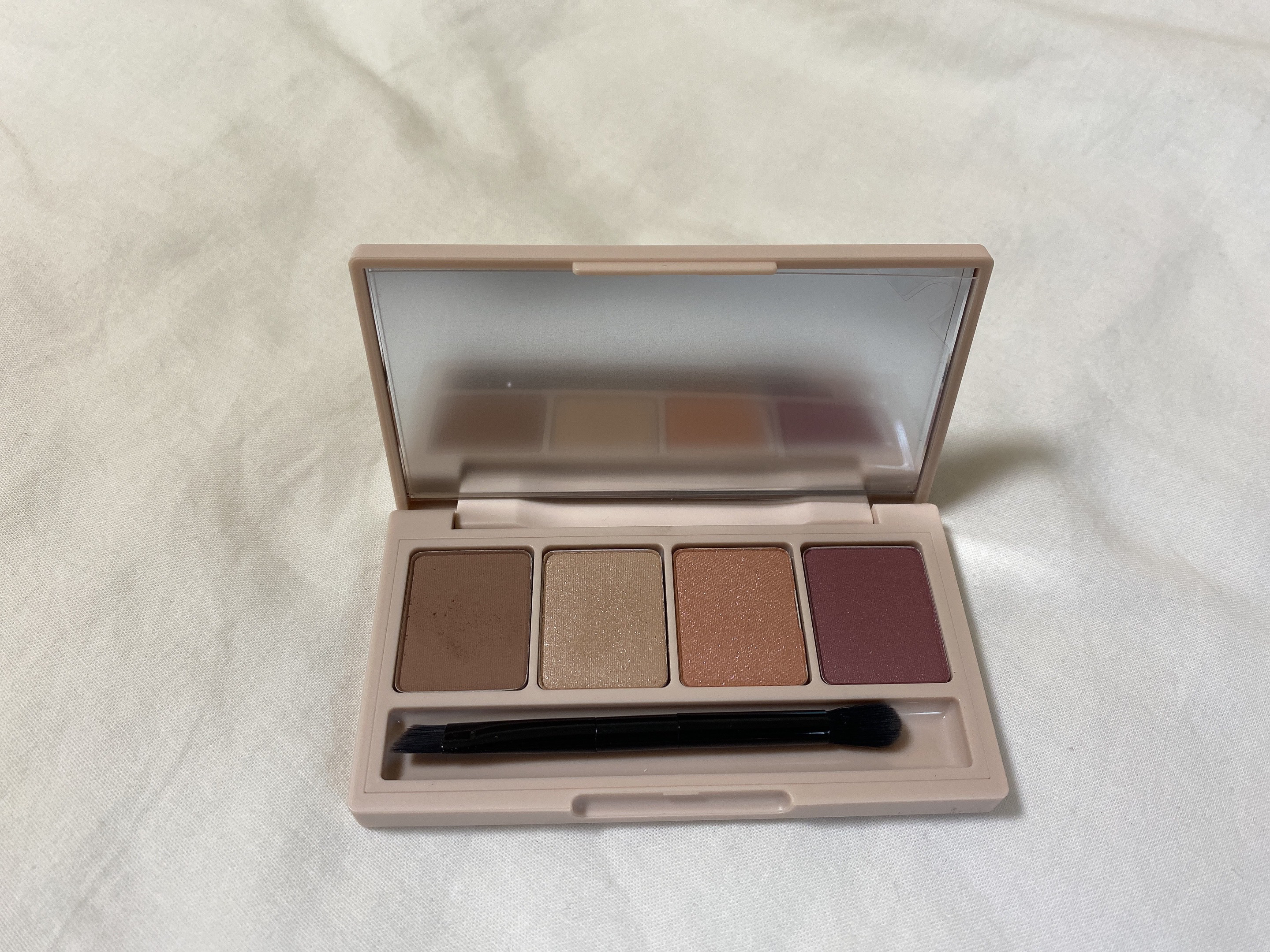 足しパレ 05 抜け感アイブロウ/Fujiko/アイシャドウパレットを使ったクチコミ（2枚目）