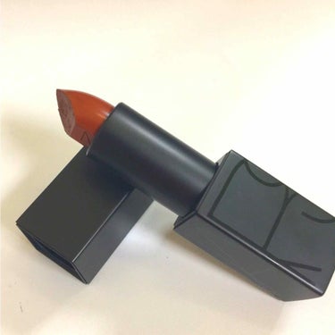 パワーマットリップピグメント 2780  ローズブラウン/NARS/口紅を使ったクチコミ（2枚目）