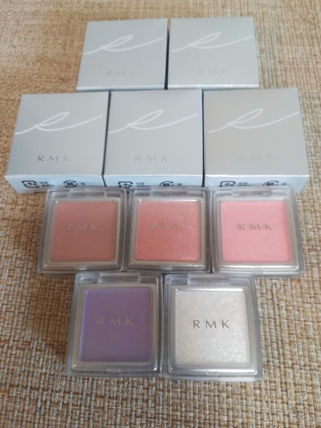 インジーニアス パウダーアイズ N/RMK/単色アイシャドウを使ったクチコミ（1枚目）