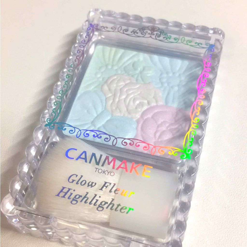 グロウフルールハイライター/キャンメイク/パウダーハイライトを使ったクチコミ（1枚目）