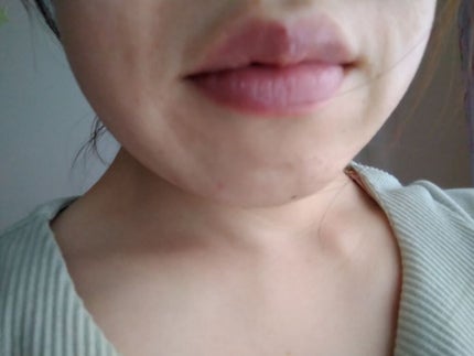 モイストピュアカラーリップ/ニベア/リップクリームを使ったクチコミ(1枚目)