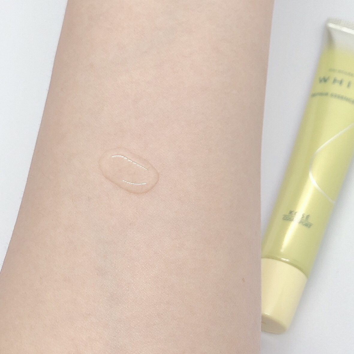 モイスチュアマイルドホワイトリペアエッセンス C100/モイスチュアマイルド ホワイト/美容液を使ったクチコミ（3枚目）