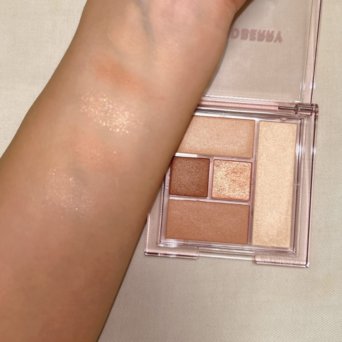 アイカラーパレット/heme/アイシャドウパレットを使ったクチコミ(6枚目)